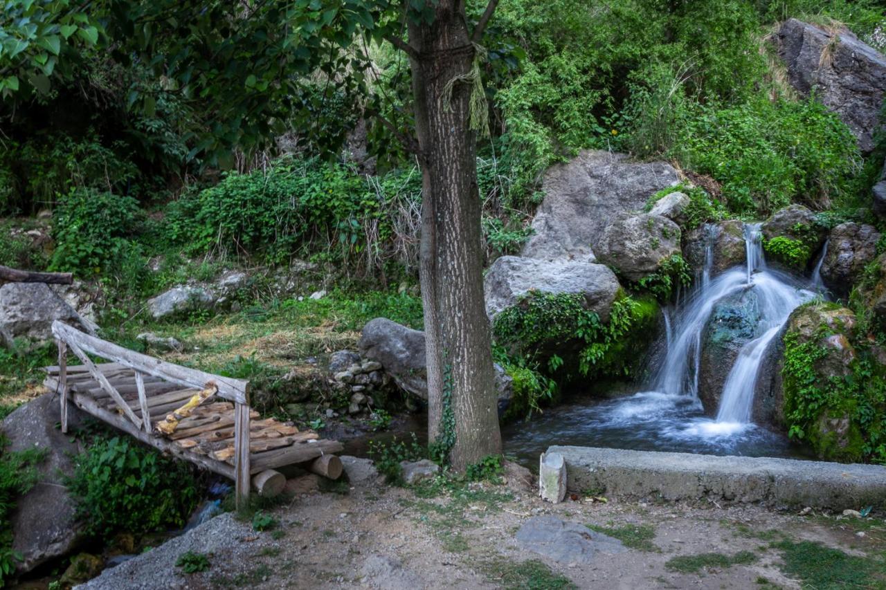 Babutaal Resort 차크라타 외부 사진